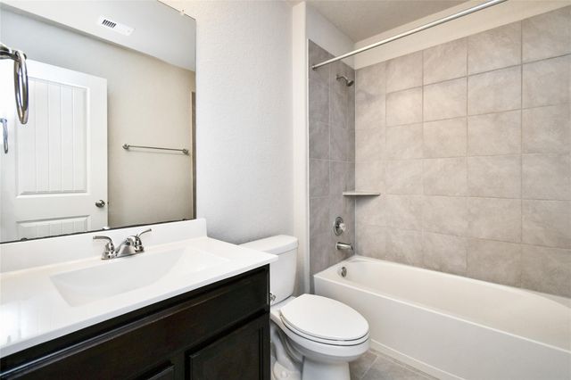 29622 Breakwater Dr, Katy, TX 77494