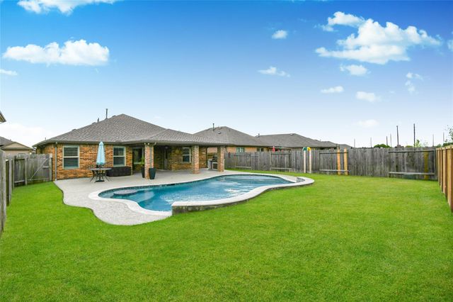 29622 Breakwater Dr, Katy, TX 77494