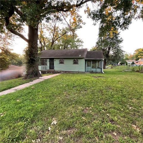 5800 Yecker Avenue, Kansas City, KS 66104