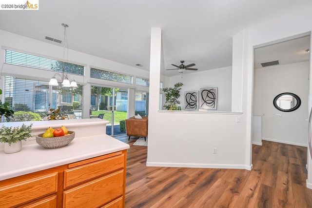 1585 Summerland Way, Brentwood, CA 94513