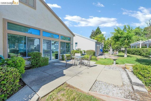 1585 Summerland Way, Brentwood, CA 94513