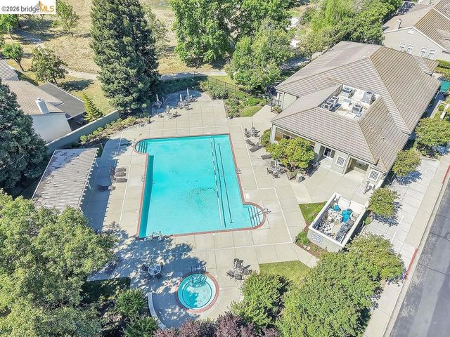 1585 Summerland Way, Brentwood, CA 94513