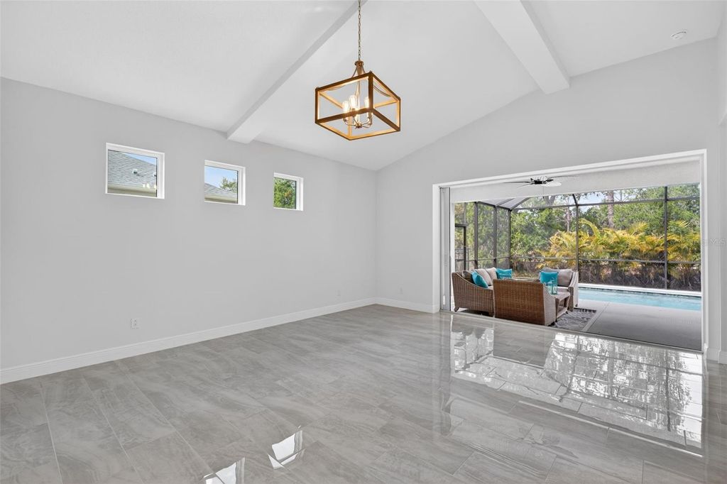 Image 19 of property listing at 12739 RAINWASHED LOOP, Parrish, FL 34219