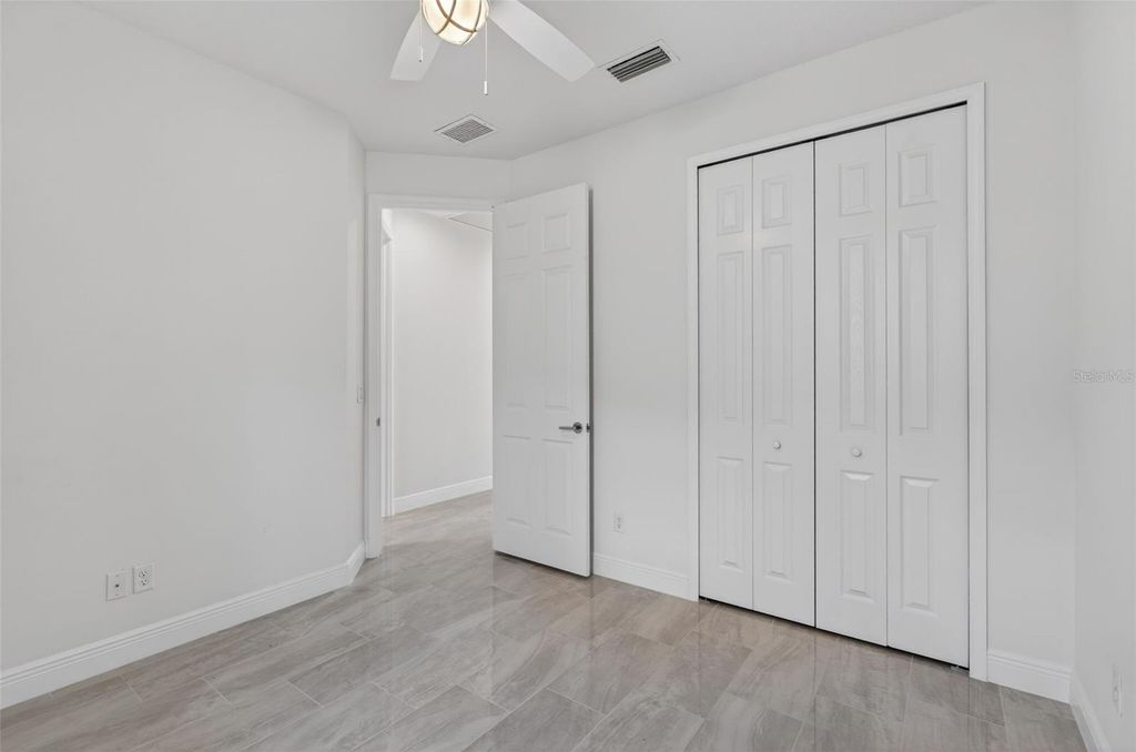 Image 34 of property listing at 12739 RAINWASHED LOOP, Parrish, FL 34219