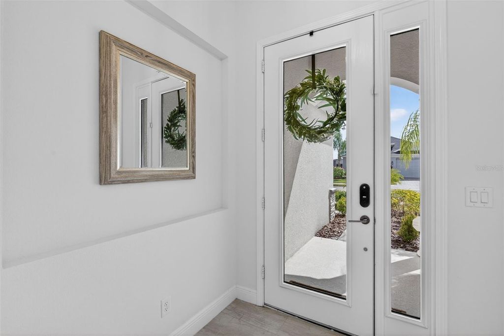 Image 7 of property listing at 12739 RAINWASHED LOOP, Parrish, FL 34219