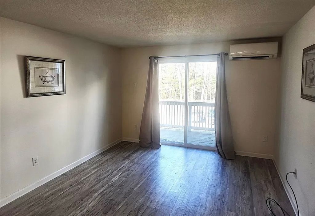 20 Abbey Rd 202, Leominster, MA 01453