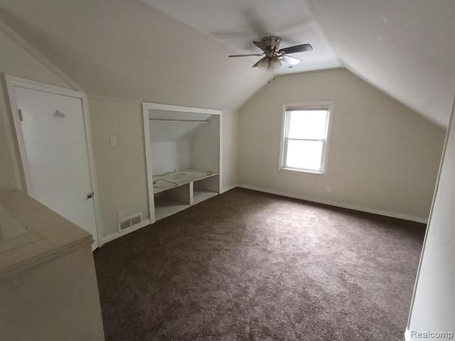 17100 Stephens Drive, Eastpointe, MI 48021