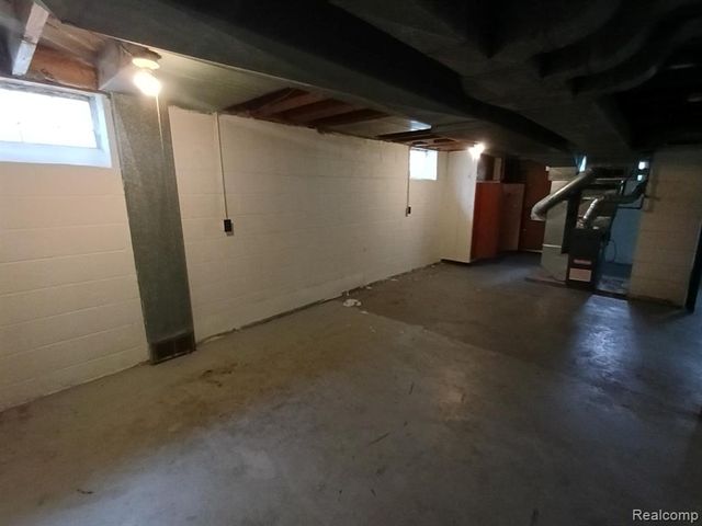 17100 Stephens Drive, Eastpointe, MI 48021