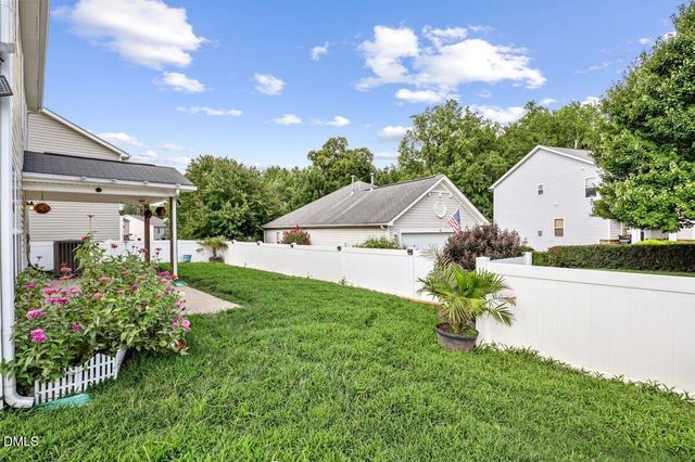 200 Georgetowne Drive, Clayton, NC 27520