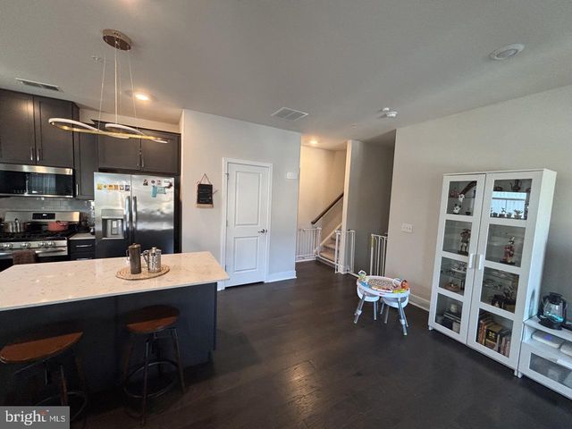 983 SKYLAR CT, Phoenixville, PA 19460