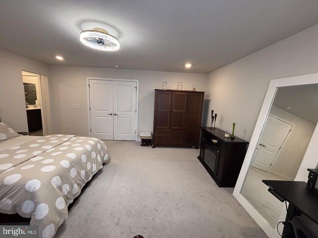 983 SKYLAR CT, Phoenixville, PA 19460