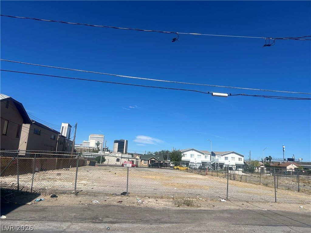 310 North 9th Street, Las Vegas, NV 89101