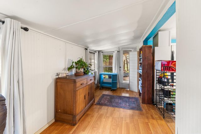 215 Peralta Ave, Sacramento, CA 95833