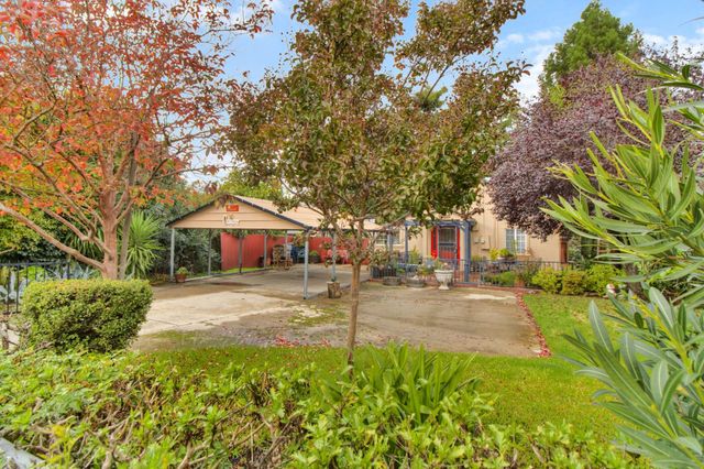 215 Peralta Ave, Sacramento, CA 95833