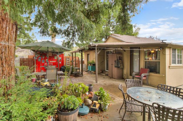 215 Peralta Ave, Sacramento, CA 95833