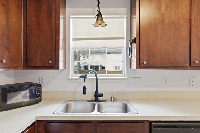 121 Apache Drive, Summerville, SC 29483