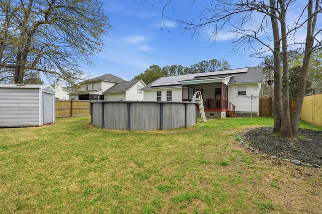 121 Apache Drive, Summerville, SC 29483