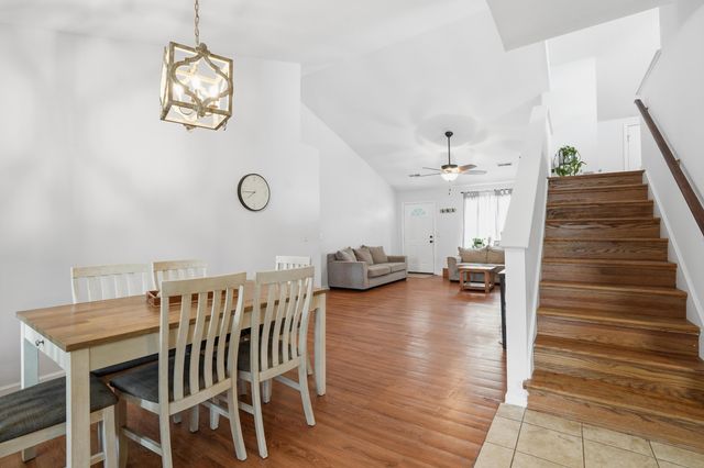 121 Apache Drive, Summerville, SC 29483