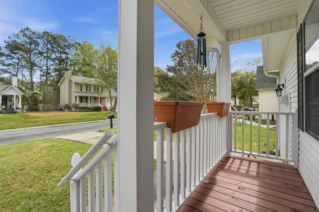 121 Apache Drive, Summerville, SC 29483