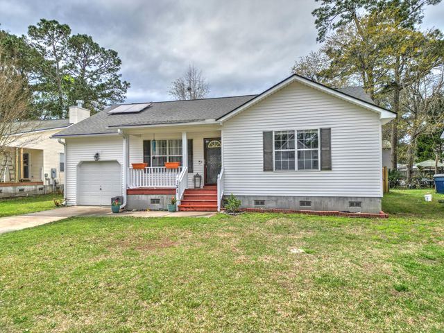 121 Apache Drive, Summerville, SC 29483