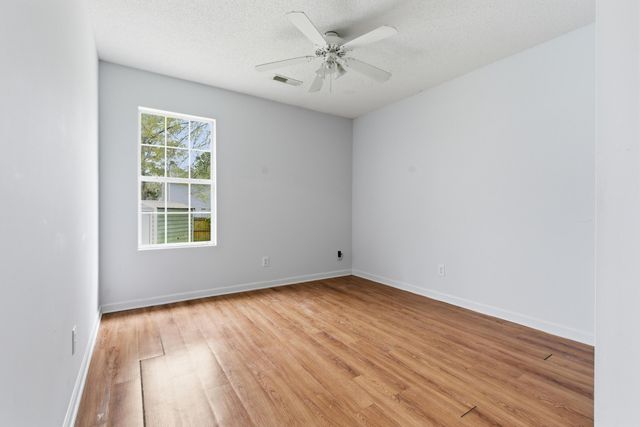 121 Apache Drive, Summerville, SC 29483