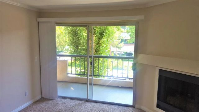 5510 Owensmouth Avenue 213, Woodland Hills, CA 91367