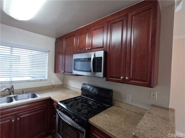 5510 Owensmouth Avenue 213, Woodland Hills, CA 91367