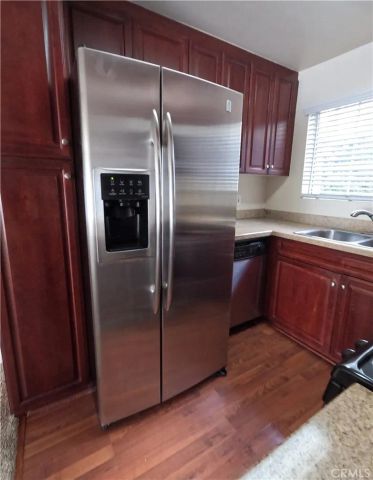 5510 Owensmouth Avenue 213, Woodland Hills, CA 91367