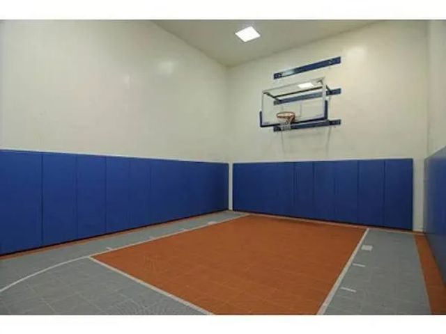 5510 Owensmouth Avenue 213, Woodland Hills, CA 91367