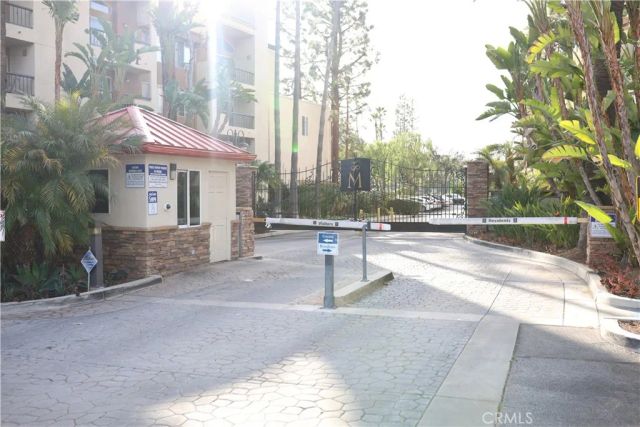 5510 Owensmouth Avenue 213, Woodland Hills, CA 91367