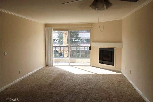 5510 Owensmouth Avenue 213, Woodland Hills, CA 91367