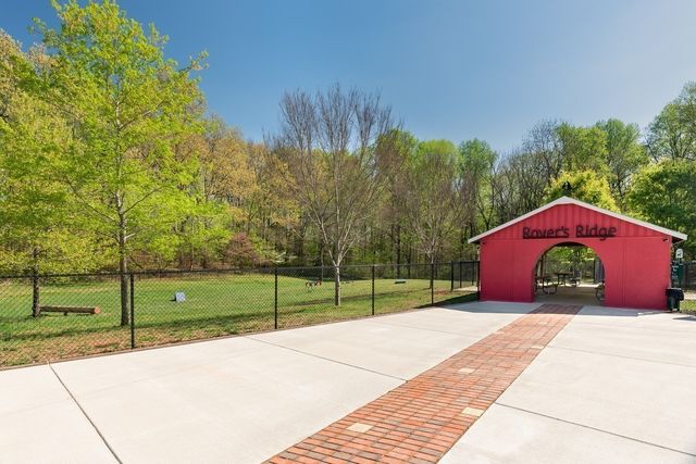 2423 Brumby Loop, White House, TN 37188