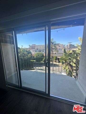 1420 S Oakhurst Drive 208, Los Angeles, CA 90035