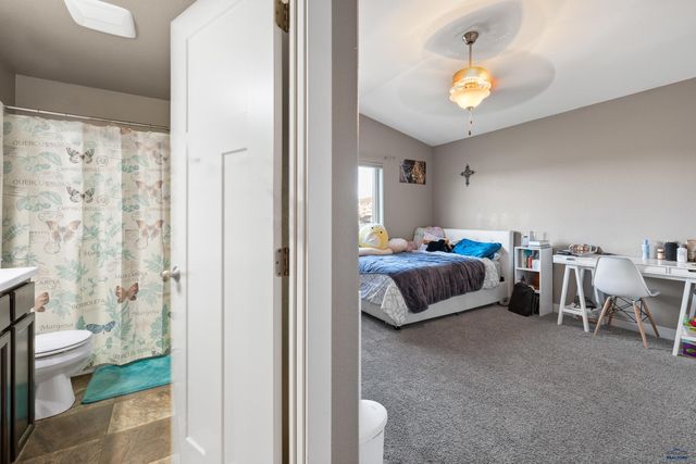 6674 CAMBRIDGE PL, Summerset, SD 57718