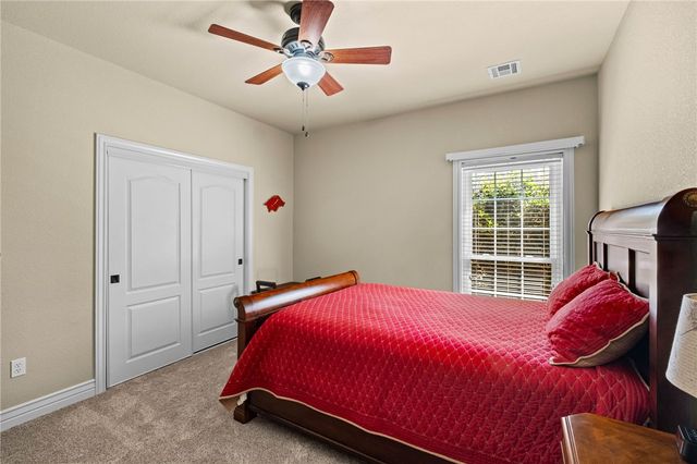 9421 Mountain Lake Drive, Rogers, AR 72756
