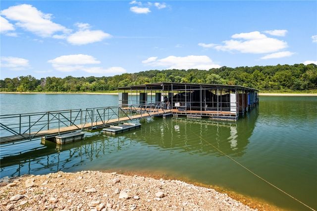 9421 Mountain Lake Drive, Rogers, AR 72756