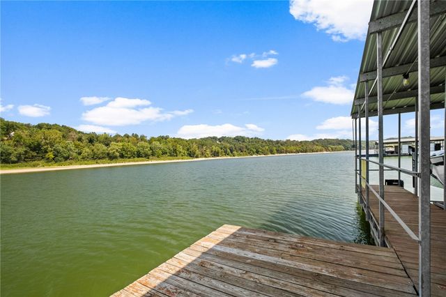 9421 Mountain Lake Drive, Rogers, AR 72756