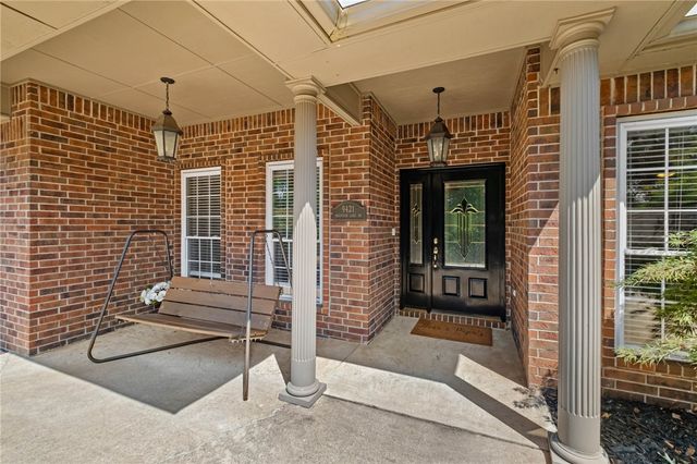 9421 Mountain Lake Drive, Rogers, AR 72756