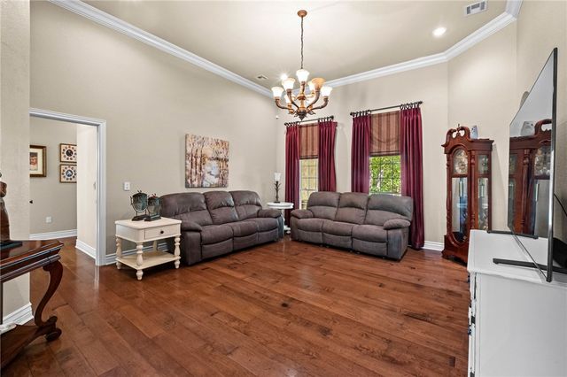 9421 Mountain Lake Drive, Rogers, AR 72756