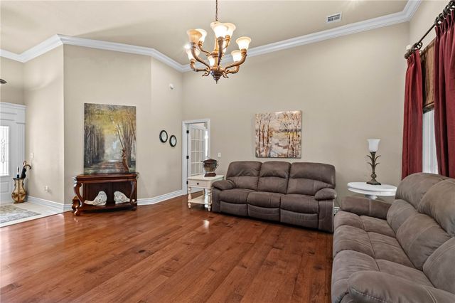 9421 Mountain Lake Drive, Rogers, AR 72756
