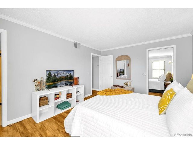 211 Wright St 307, Lakewood, CO 80228