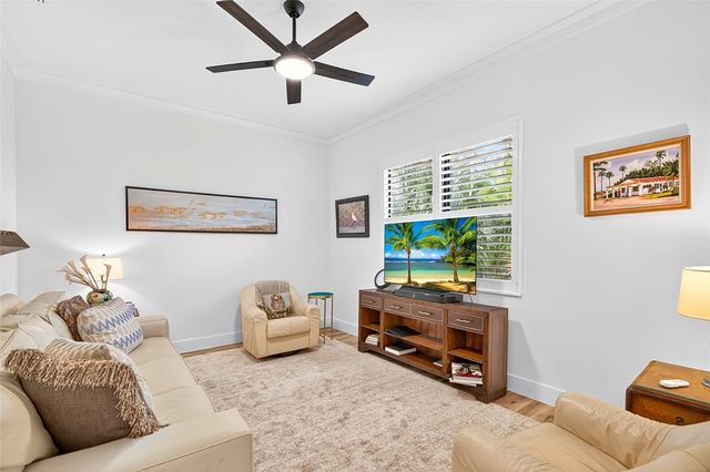 425 Holly Road, Vero Beach, FL 32963