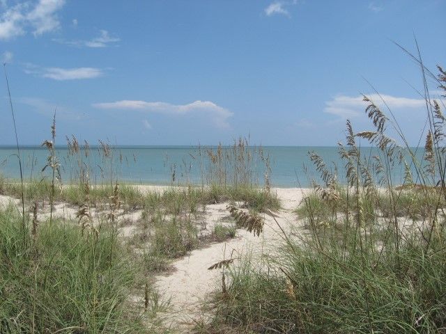 425 Holly Road, Vero Beach, FL 32963