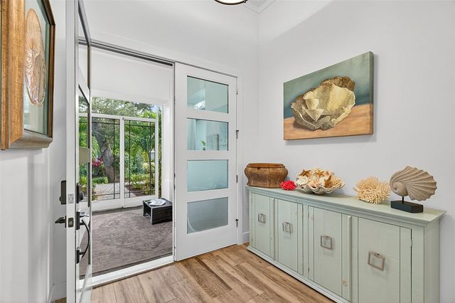 425 Holly Road, Vero Beach, FL 32963