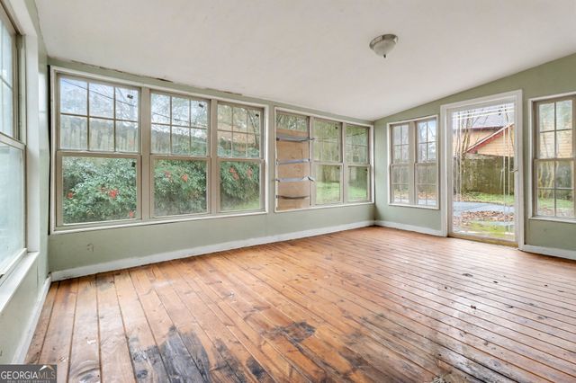 8865 Raven Drive, Jonesboro, GA 30238