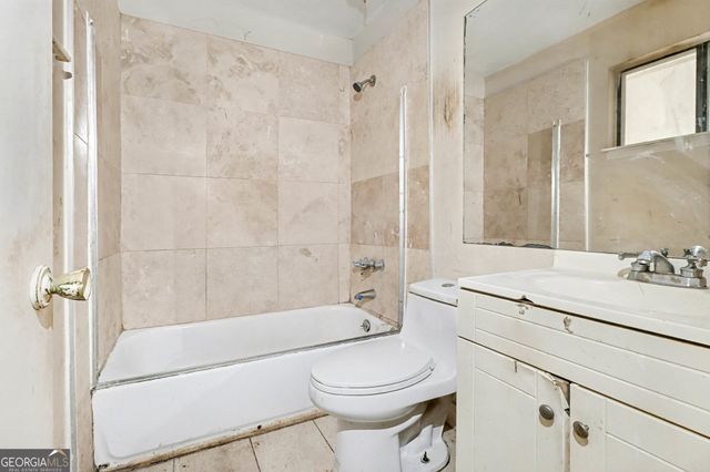 8865 Raven Drive, Jonesboro, GA 30238