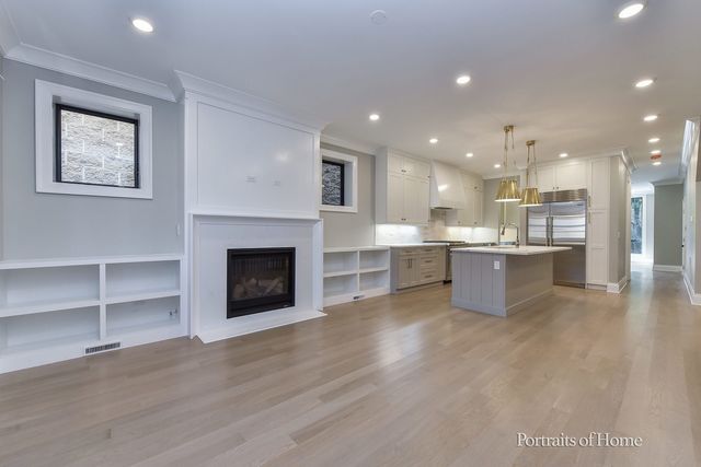 2135 N Lakewood Avenue 1, Chicago, IL 60614