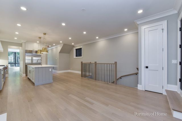 2135 N Lakewood Avenue 1, Chicago, IL 60614