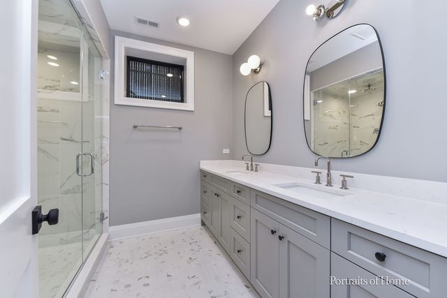 2135 N Lakewood Avenue 1, Chicago, IL 60614