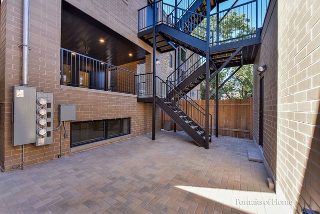 2135 N Lakewood Avenue 1, Chicago, IL 60614